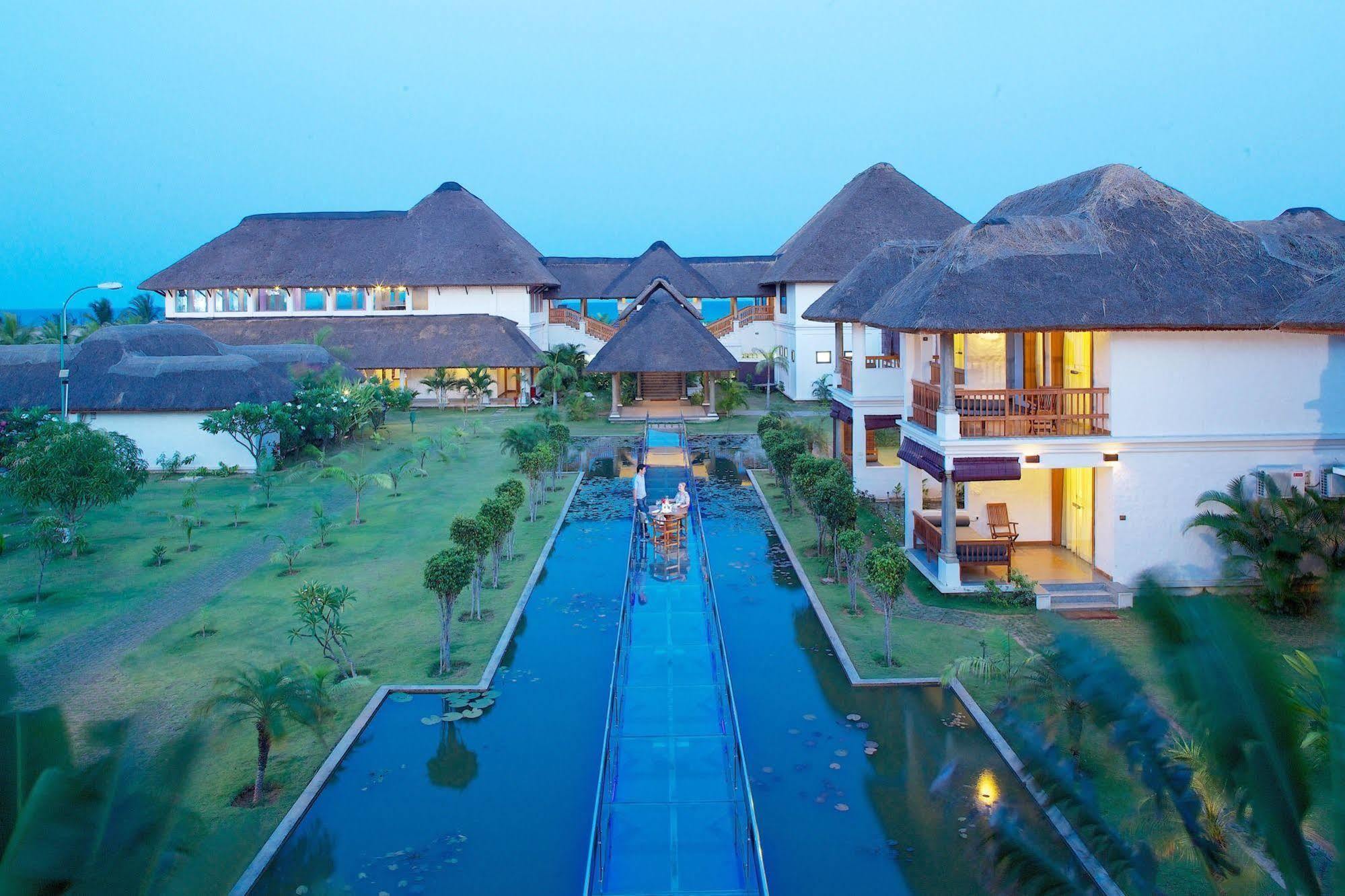 Le Pondy Hotel Puducherry Eksteriør billede