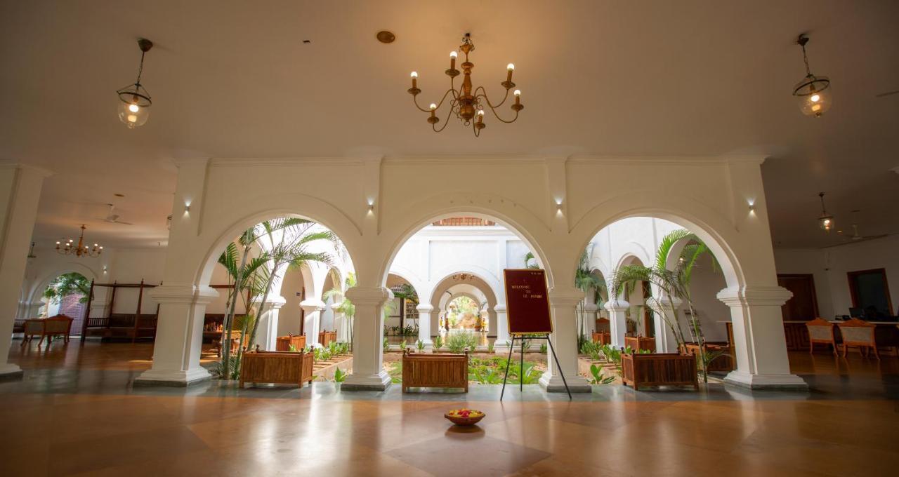 Le Pondy Hotel Puducherry Eksteriør billede