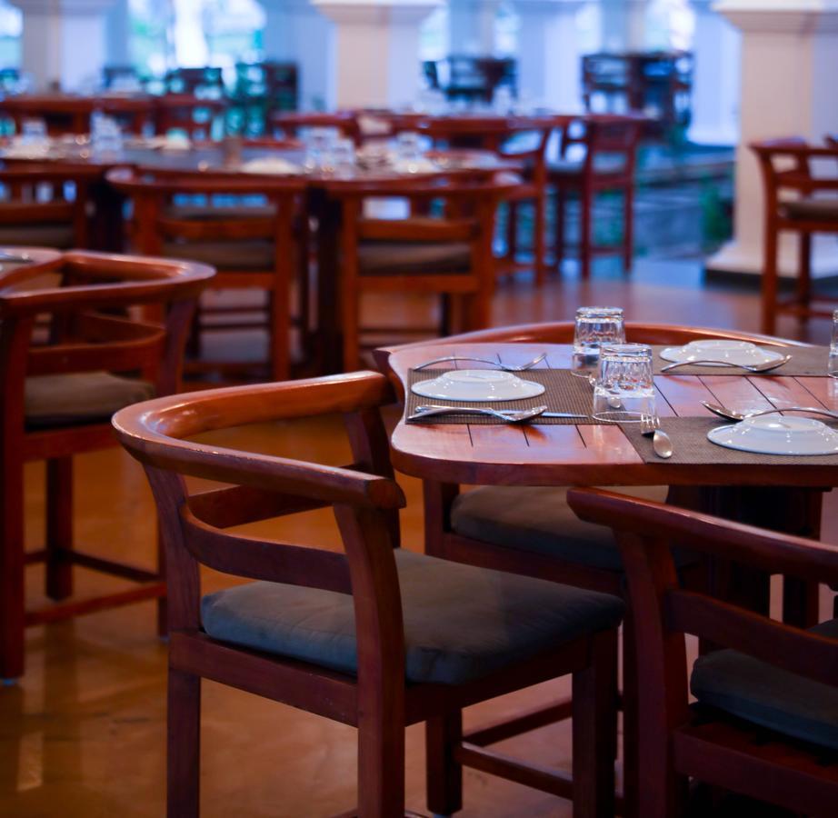 Le Pondy Hotel Puducherry Eksteriør billede