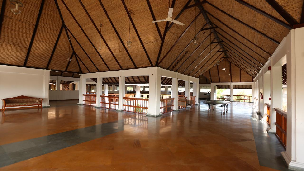 Le Pondy Hotel Puducherry Eksteriør billede