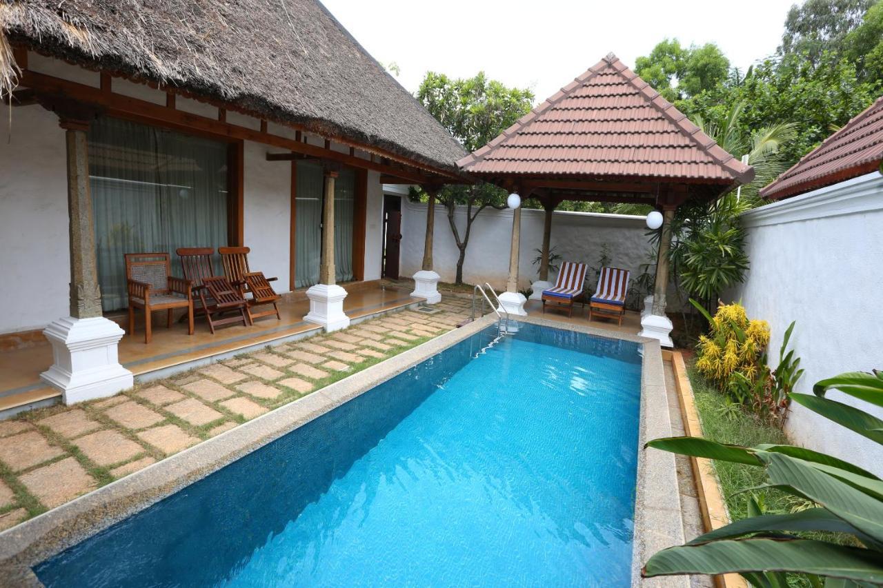 Le Pondy Hotel Puducherry Eksteriør billede