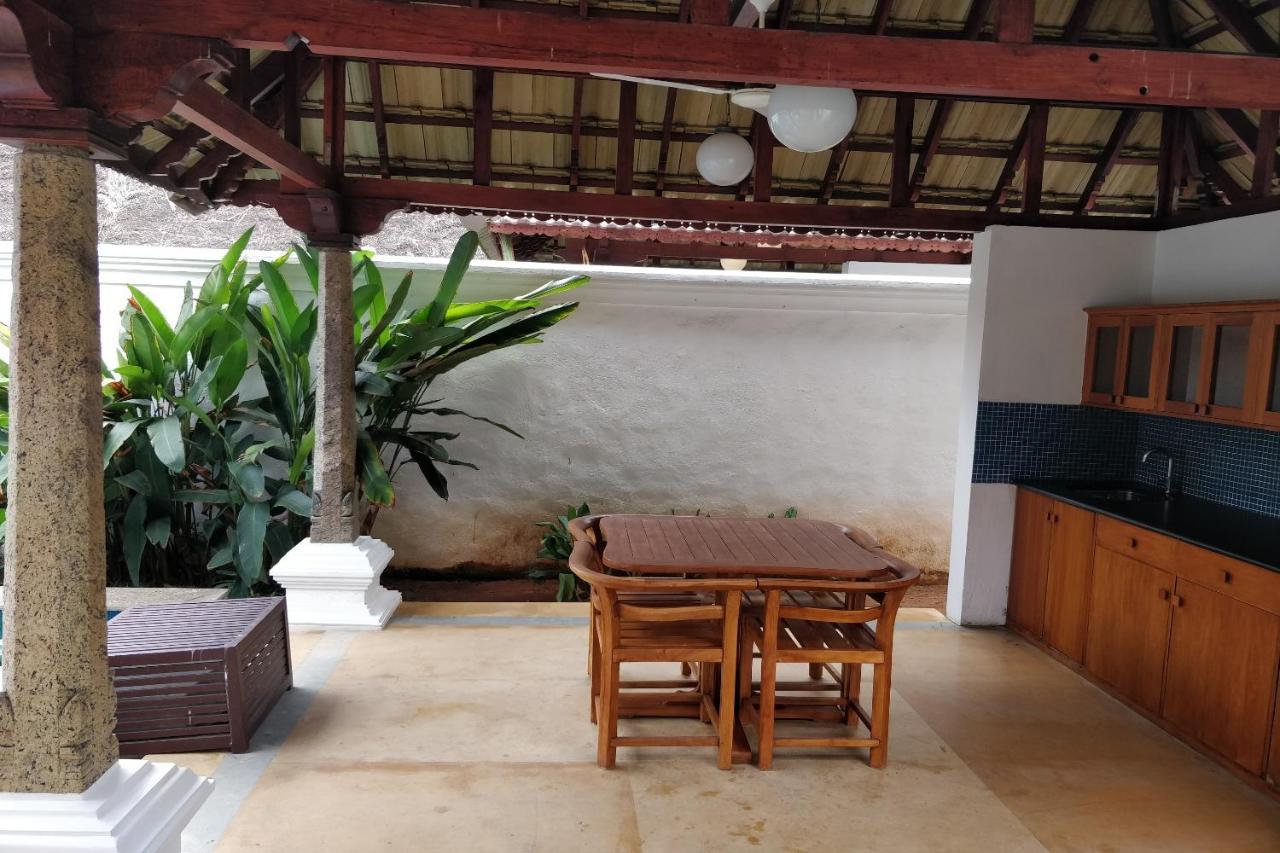Le Pondy Hotel Puducherry Eksteriør billede